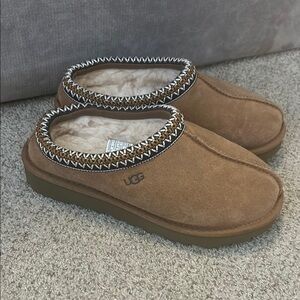 Ugg Tasman Slipper 37